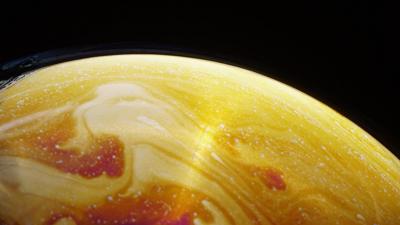 美国2005流年天王星刑本命天王星，流年天王星冲太阳