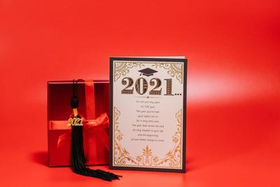 蛇年女孩名字，蛇年女孩名字大全2025最新版