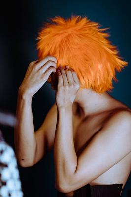 梦到自己掉很多头发是凶是吉