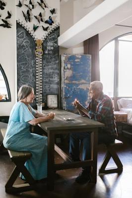 客厅财位的十大忌讳，风水布局与财富运势解析