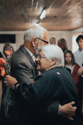 98年属虎女结婚，属虎女结婚小利月十月份吉日