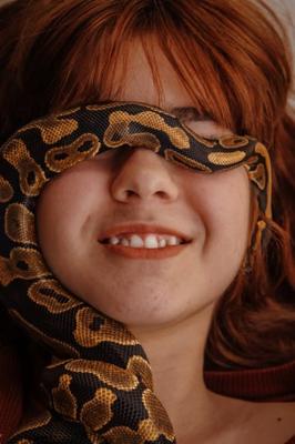 梦到小孩被蛇咬