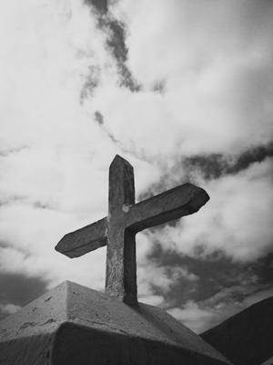 梦见去世的亲人复活又去世了