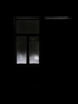 入户门侧面是厨房窗户风水好吗？入户门侧边是厨房门