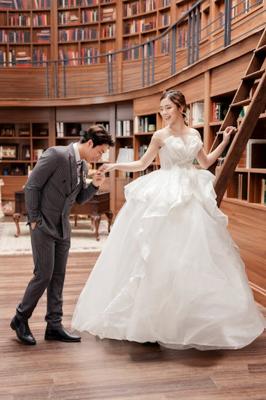 做梦梦到同学结婚