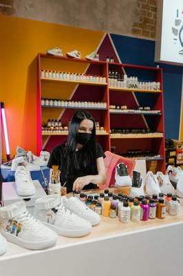 好听的小红书化妆品店铺名称，吸引顾客的化妆品店铺名称创意灵感