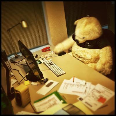 梦见老鼠在办公室乱窜