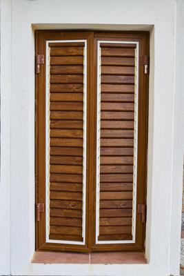 大门对厨房门好吗，风水方位吉凶解析