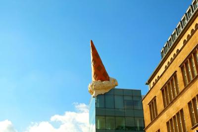 梦见帽子被风吹走了