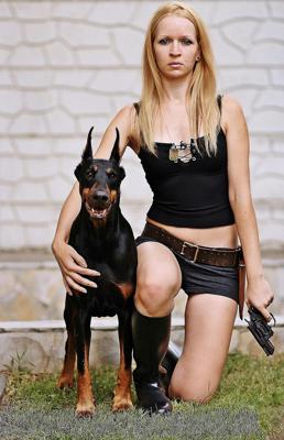 天蝎座属狗男生不喜欢被约束吗，属狗天蝎男喜欢什么样的女孩子