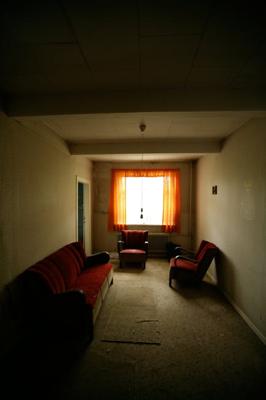 沙发大门风水化解，沙发在大门的左边还是右边好