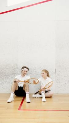 梦见和同学打羽毛球