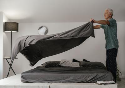 床头风水摆放的意义与方法，床头风水摆放的五行、风水、运势优化技巧