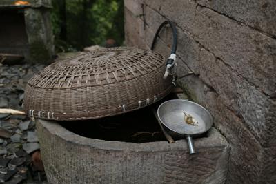 农村院子内打井方位需谨慎，传统风水讲究最佳方位