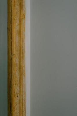 玄关上已挂画在上面挂个吊福好不好