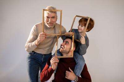 家里三个属马的好不好，属马人家庭运势分析